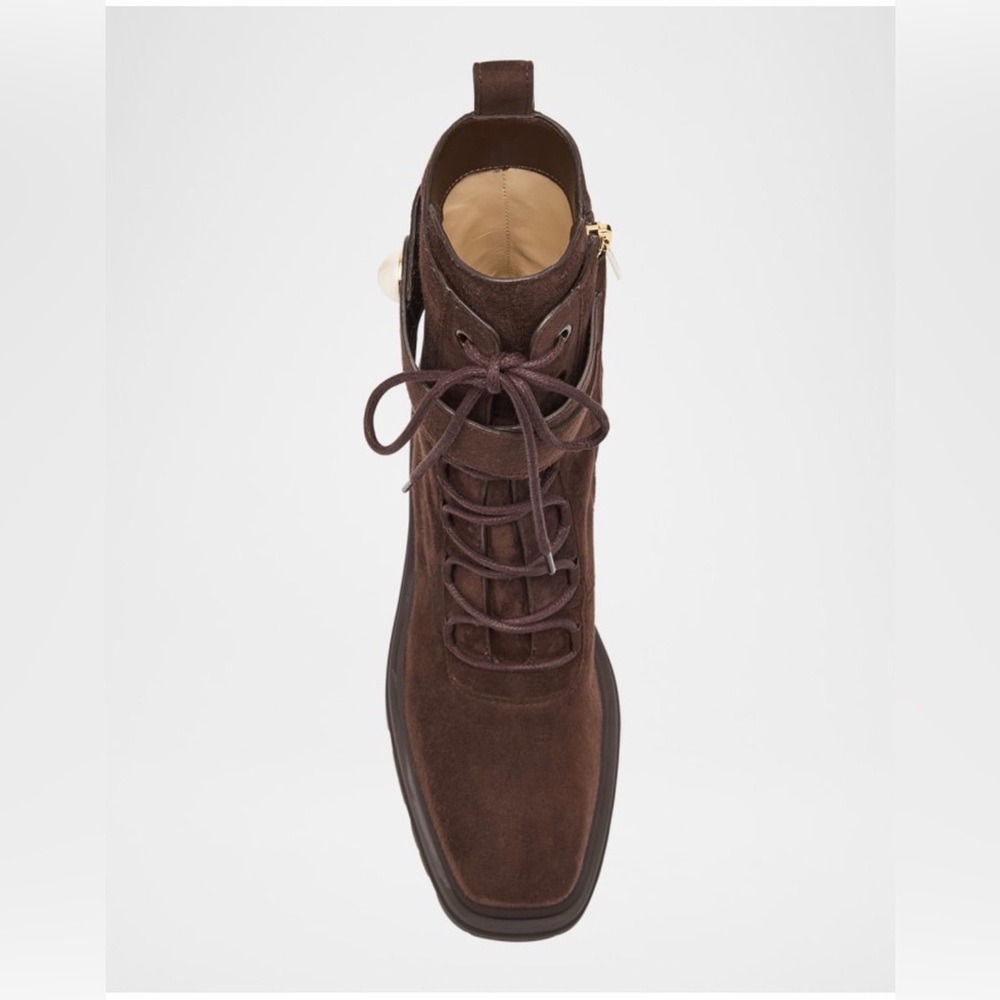 Jimmy Choo
Noemi 45 Suede Combat Boots
NWT, BOX, DUSTBAGS